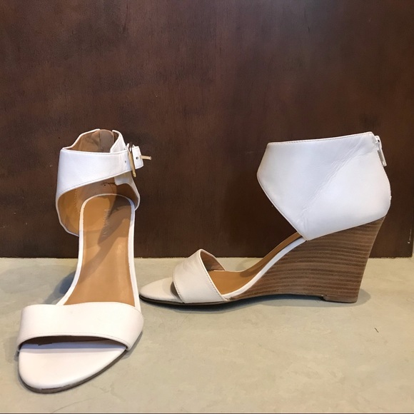 Nine West Shoes - Nine West 6.5 sandal wedges white